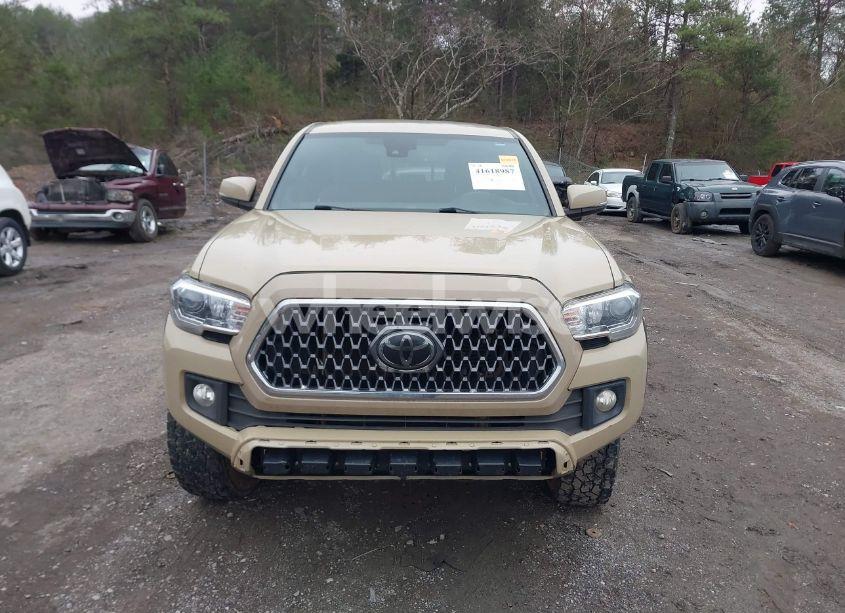 Photo 12 of 2018 Toyota Tacoma TRD OFF ROAD (VIN 5TFCZ5AN3JX138568)