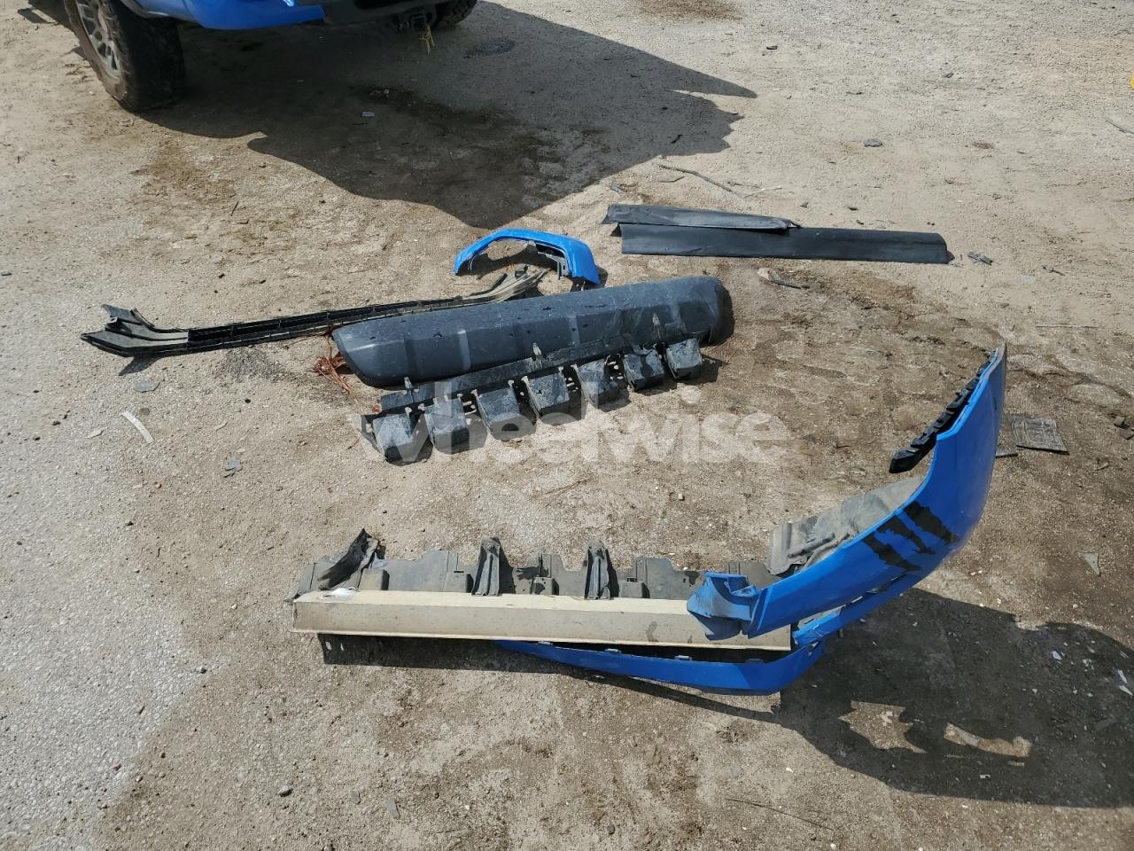 Photo 12 of 2019 TOYOTA TACOMA DOUBLE CAB (VIN 5TFCZ5AN3KX202934)