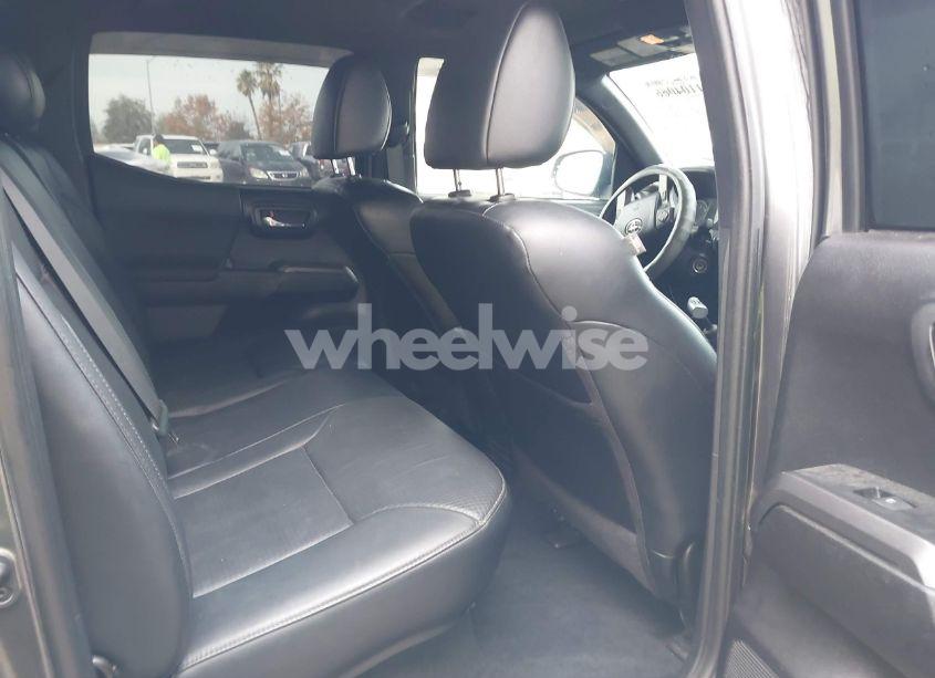 Photo 8 of 2020 Toyota Tacoma TRD OFF-ROAD (VIN 5TFCZ5AN3LX241704)