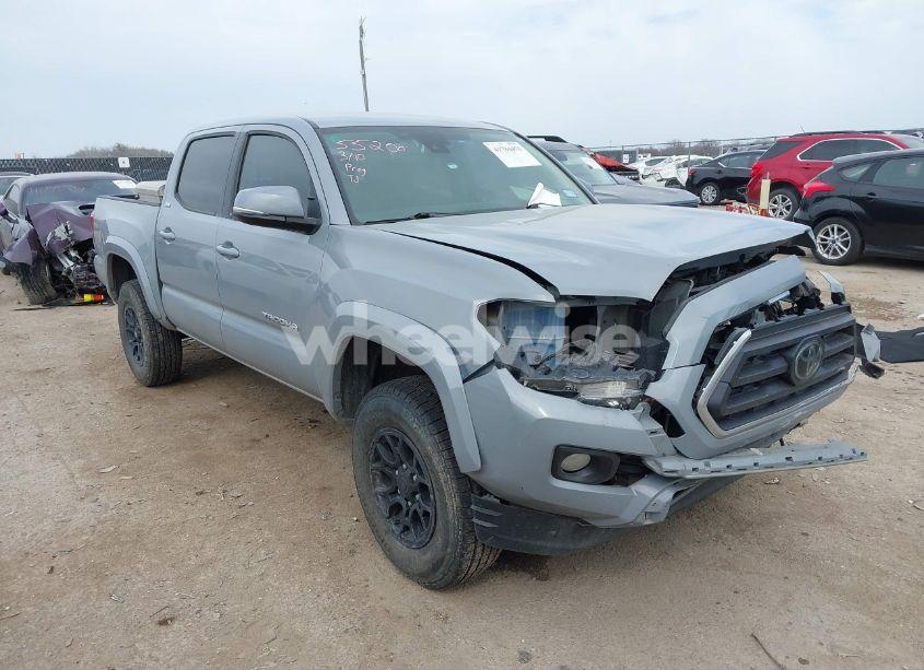 2021 Toyota Tacoma SR5 V6 (VIN 5TFCZ5AN3MX260853) main photo