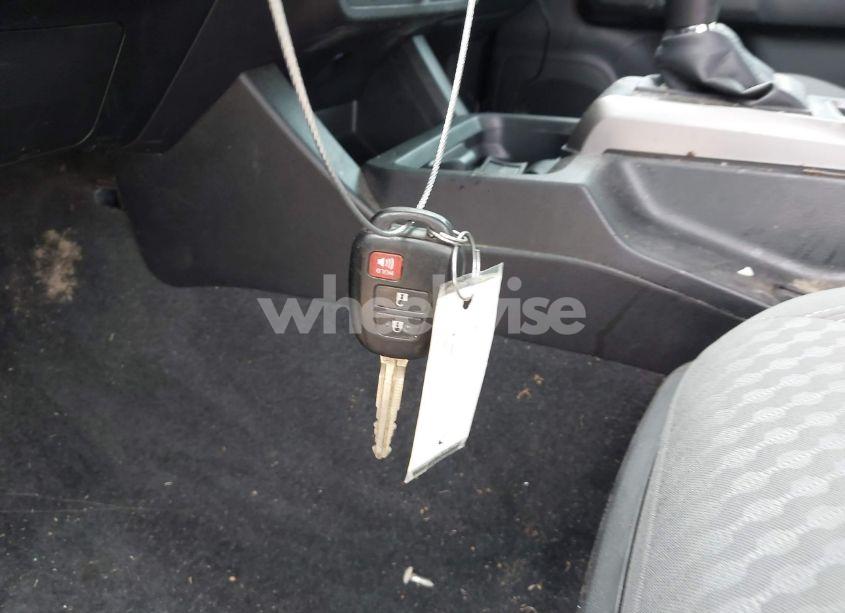 Photo 11 of 2021 Toyota Tacoma SR5 V6 (VIN 5TFCZ5AN3MX260853)