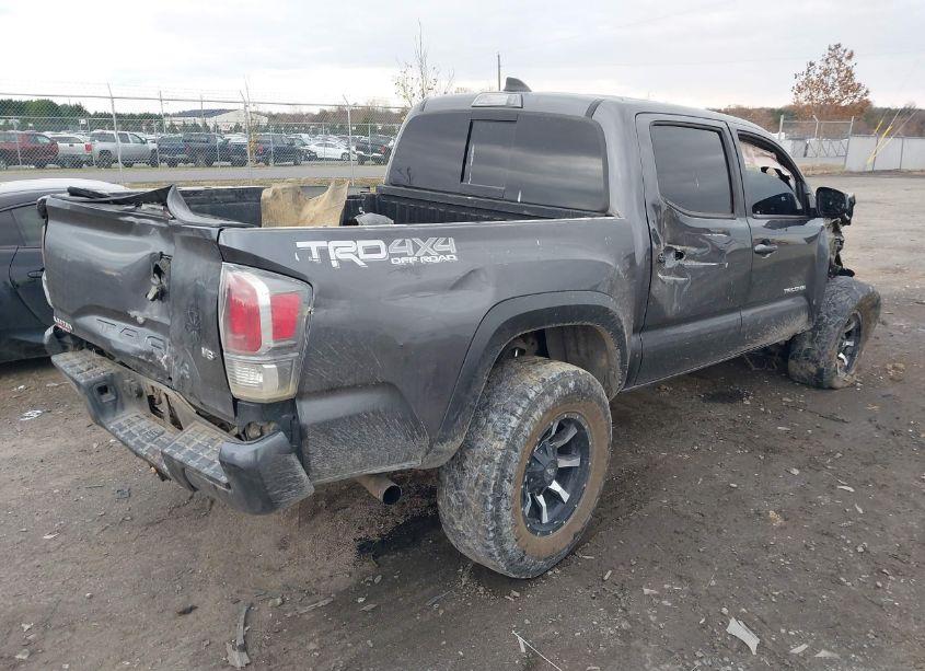 Photo 4 of 2021 Toyota Tacoma TRD OFF-ROAD (VIN 5TFCZ5AN3MX264224)