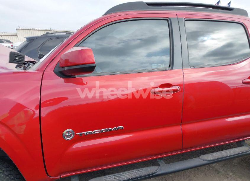 Photo 14 of 2016 Toyota Tacoma SR5 V6 (VIN 5TFCZ5AN4GX003317)