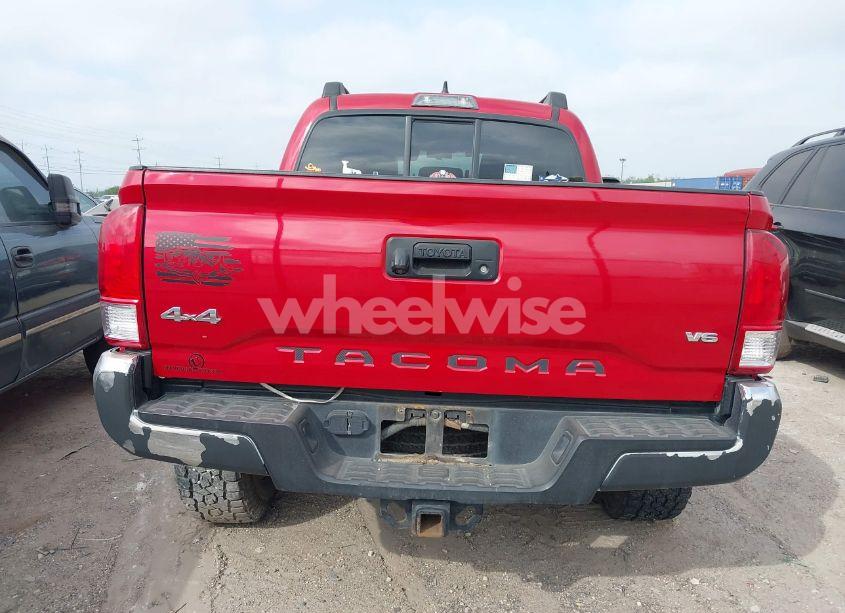 Photo 16 of 2016 Toyota Tacoma SR5 V6 (VIN 5TFCZ5AN4GX003317)