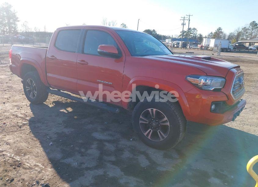2017 Toyota Tacoma TRD SPORT (VIN 5TFCZ5AN4HX050932) main photo