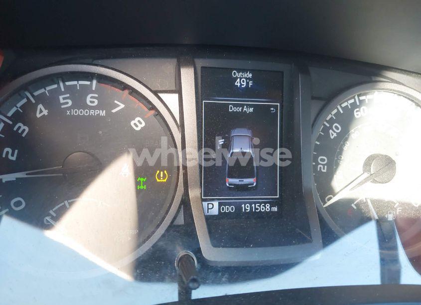 Photo 7 of 2017 Toyota Tacoma TRD SPORT (VIN 5TFCZ5AN4HX050932)