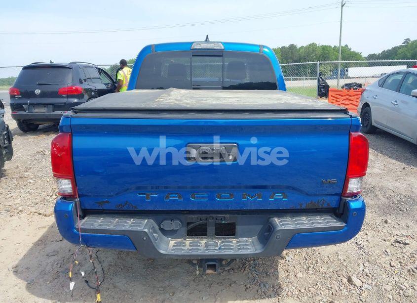 Photo 17 of 2017 Toyota Tacoma TRD SPORT (VIN 5TFCZ5AN4HX065947)