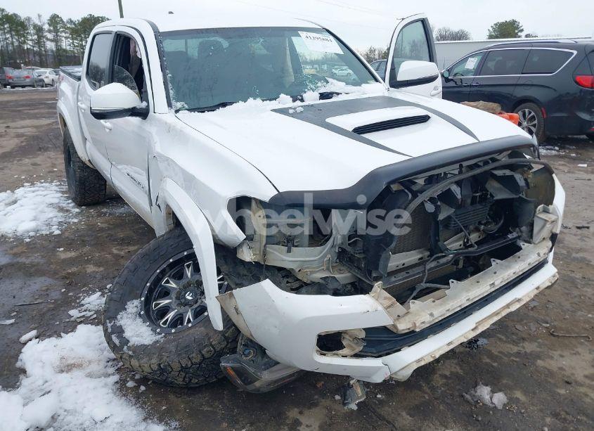 Photo 6 of 2017 Toyota Tacoma TRD SPORT (VIN 5TFCZ5AN4HX078343)