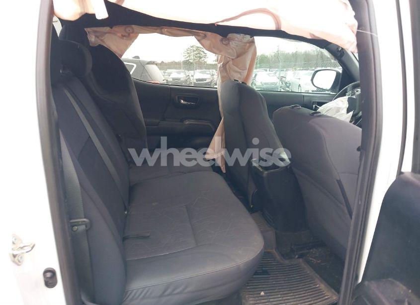 Photo 8 of 2017 Toyota Tacoma TRD SPORT (VIN 5TFCZ5AN4HX078343)