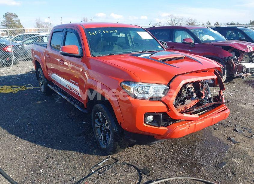 2017 Toyota Tacoma TRD SPORT (VIN 5TFCZ5AN4HX093022) main photo