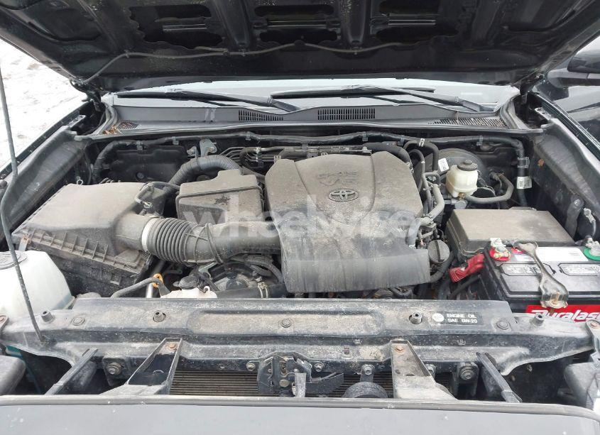 Photo 10 of 2017 Toyota Tacoma TRD SPORT (VIN 5TFCZ5AN4HX112457)