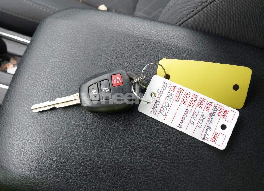 Photo 11 of 2017 Toyota Tacoma TRD SPORT (VIN 5TFCZ5AN4HX112457)