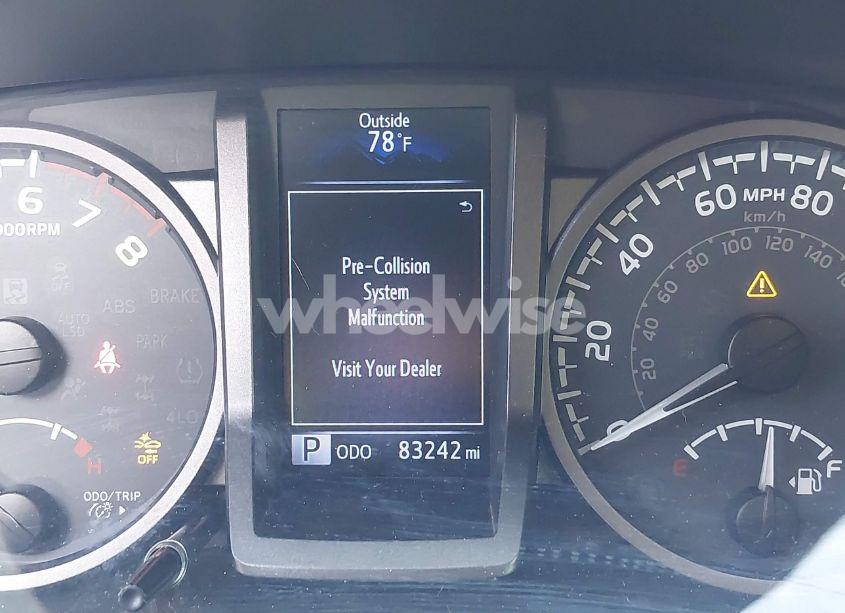 Photo 15 of 2018 Toyota Tacoma TRD OFF ROAD (VIN 5TFCZ5AN4JX126087)