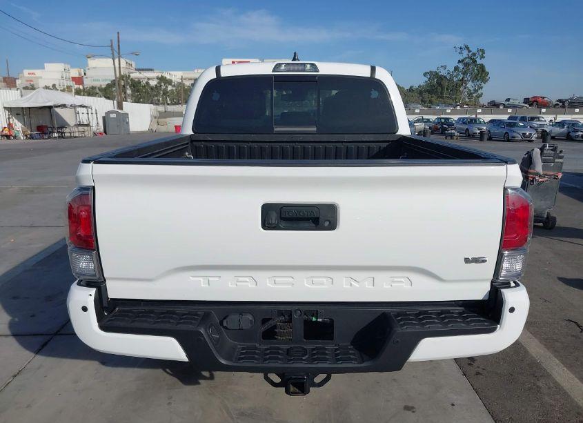 Photo 16 of 2020 Toyota Tacoma TRD OFF-ROAD (VIN 5TFCZ5AN4LX227116)