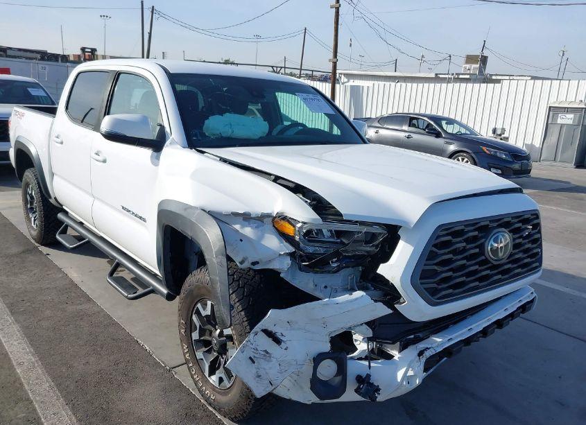 Photo 6 of 2020 Toyota Tacoma TRD OFF-ROAD (VIN 5TFCZ5AN4LX227116)
