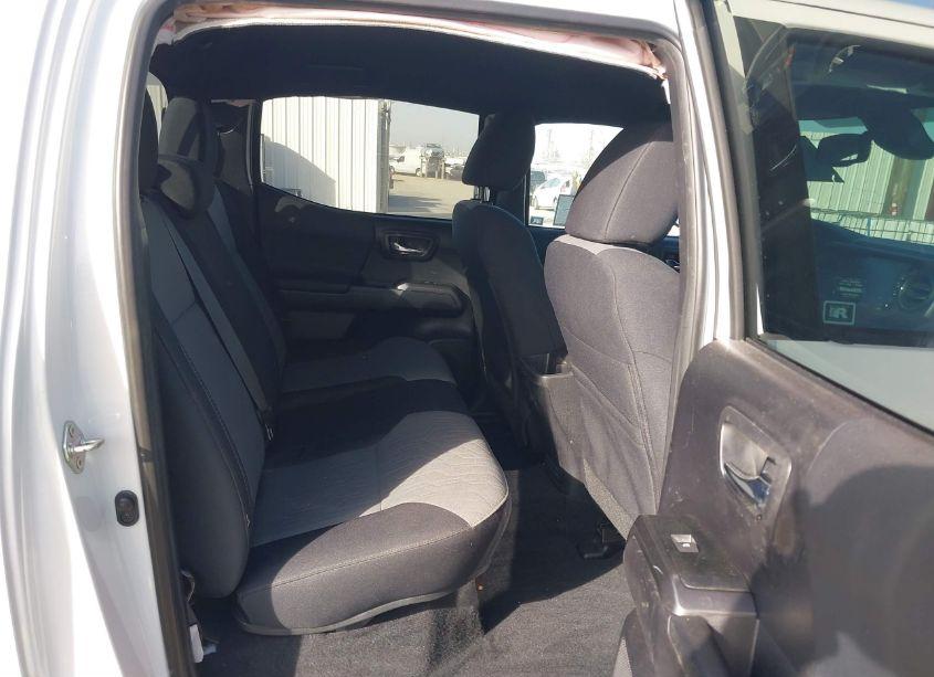 Photo 8 of 2020 Toyota Tacoma TRD OFF-ROAD (VIN 5TFCZ5AN4LX227116)