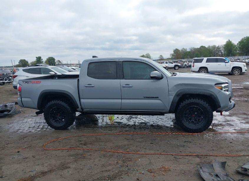 Photo 13 of 2021 Toyota Tacoma TRD OFF-ROAD (VIN 5TFCZ5AN4MX254155)