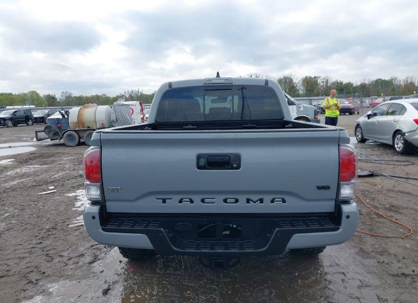 Photo 16 of 2021 Toyota Tacoma TRD OFF-ROAD (VIN 5TFCZ5AN4MX254155)
