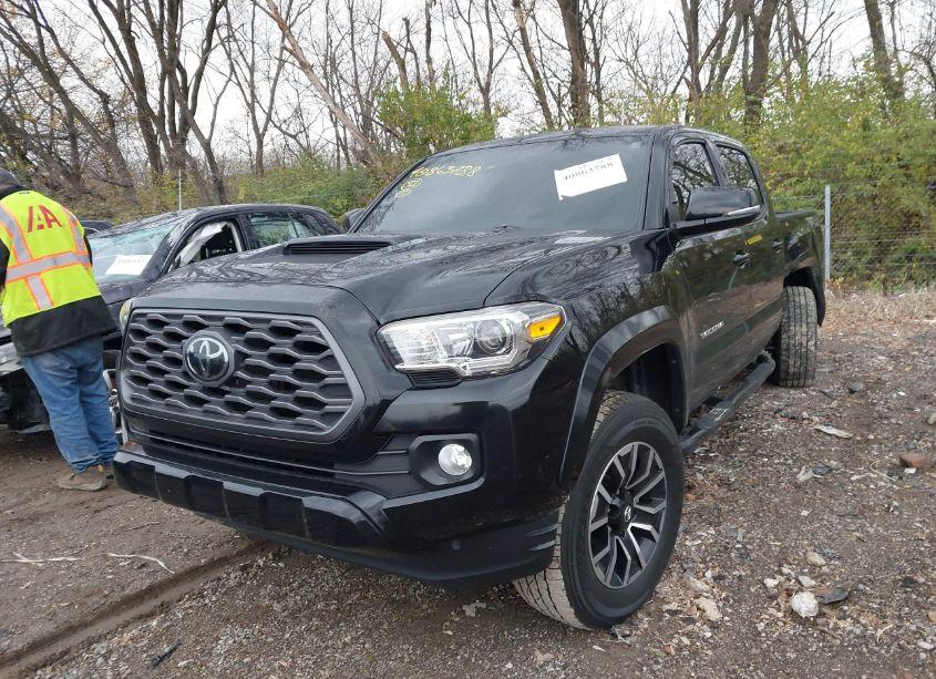 Photo 2 of 2021 Toyota Tacoma TRD SPORT (VIN 5TFCZ5AN4MX260764)