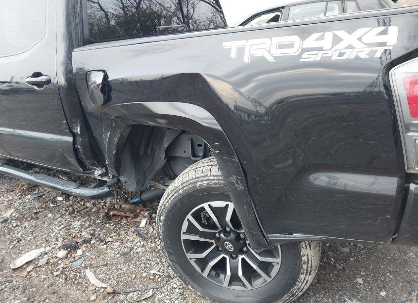 Photo 6 of 2021 Toyota Tacoma TRD SPORT (VIN 5TFCZ5AN4MX260764)