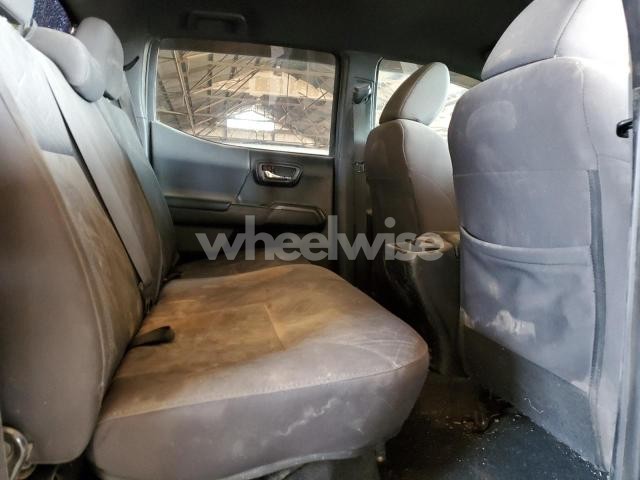 Photo 2 of 2017 TOYOTA TACOMA DOUBLE CAB N/A (VIN 5TFCZ5AN5HX063334)