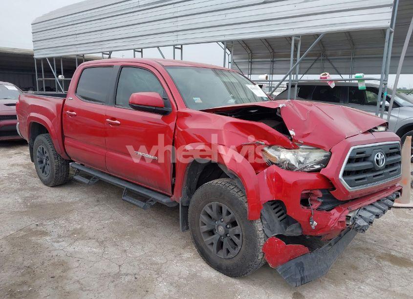 2017 Toyota Tacoma SR5 V6 (VIN 5TFCZ5AN5HX078559) main photo