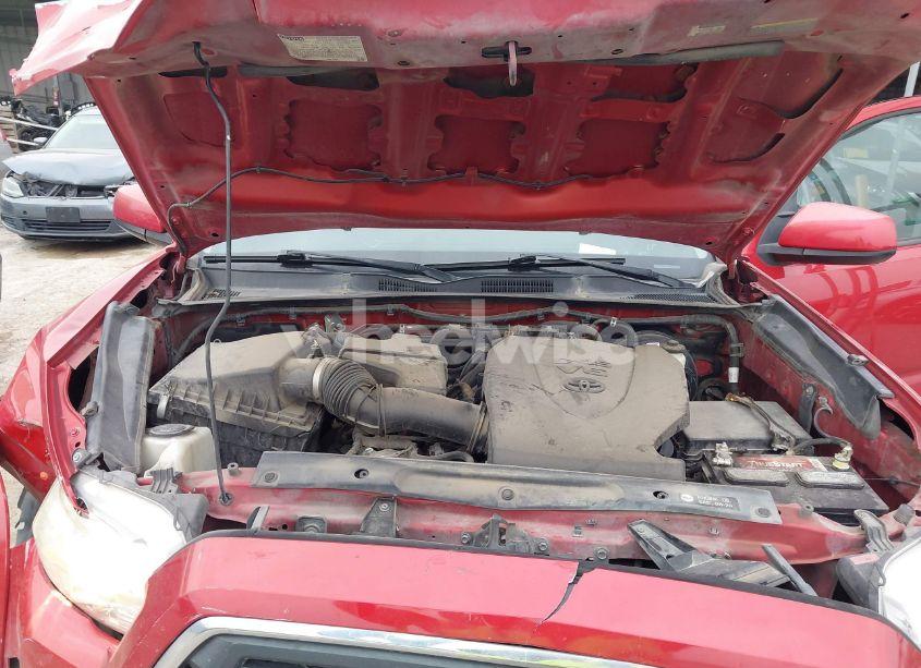 Photo 10 of 2017 Toyota Tacoma SR5 V6 (VIN 5TFCZ5AN5HX078559)