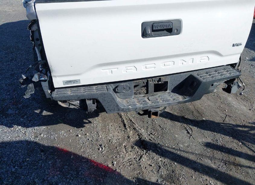 Photo 18 of 2017 Toyota Tacoma TRD OFF ROAD (VIN 5TFCZ5AN5HX095491)