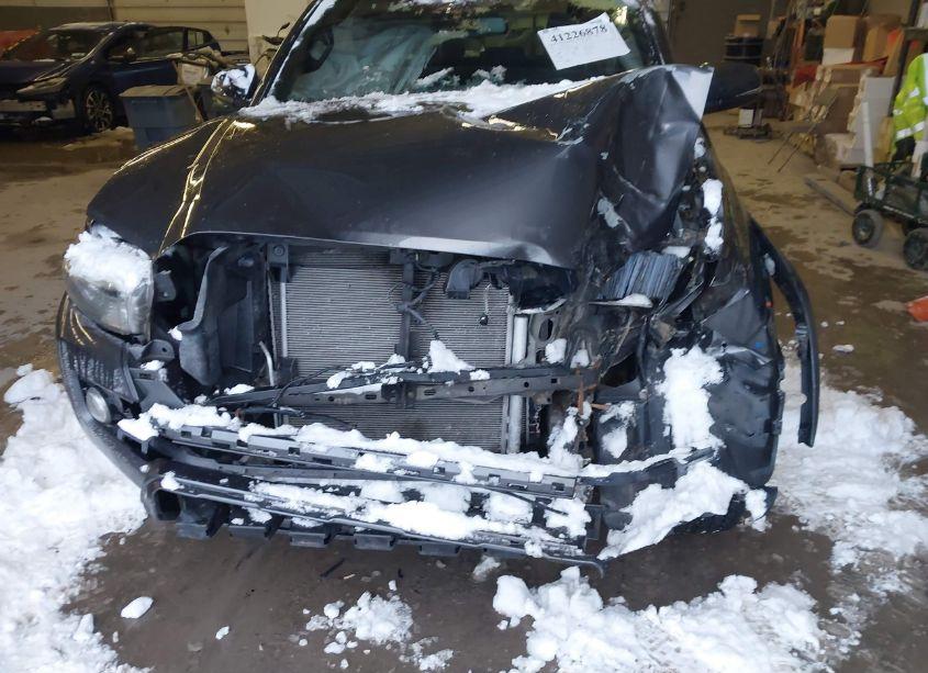 Photo 17 of 2018 Toyota Tacoma TRD OFF ROAD (VIN 5TFCZ5AN5JX124056)