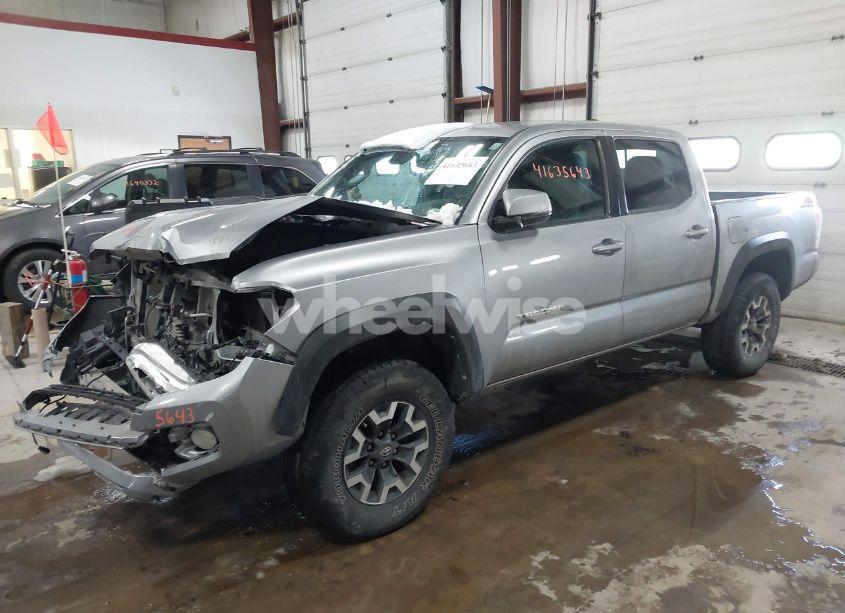 Photo 2 of 2020 Toyota Tacoma TRD OFF-ROAD (VIN 5TFCZ5AN5LX214827)