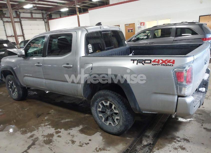 Photo 3 of 2020 Toyota Tacoma TRD OFF-ROAD (VIN 5TFCZ5AN5LX214827)