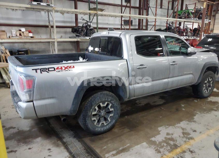Photo 4 of 2020 Toyota Tacoma TRD OFF-ROAD (VIN 5TFCZ5AN5LX214827)