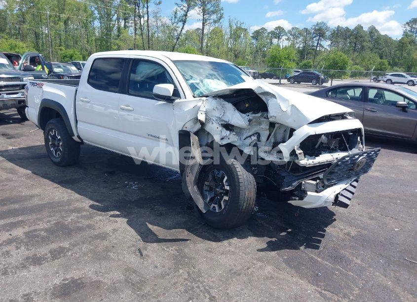 2020 Toyota Tacoma TRD OFF-ROAD (VIN 5TFCZ5AN5LX231157) main photo