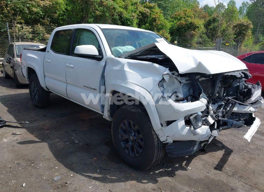2021 Toyota Tacoma SR5 V6 (VIN 5TFCZ5AN5MX265181) main photo