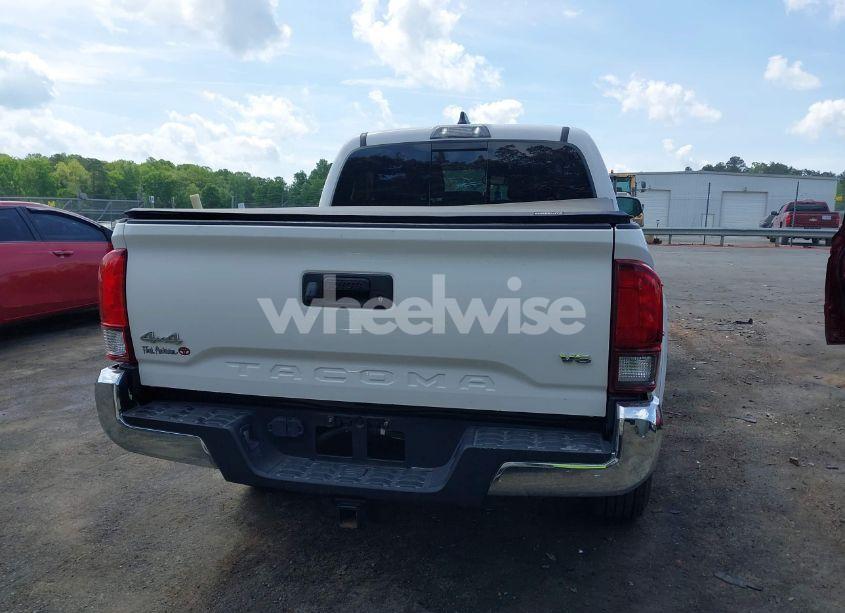 Photo 16 of 2021 Toyota Tacoma SR5 V6 (VIN 5TFCZ5AN5MX265181)