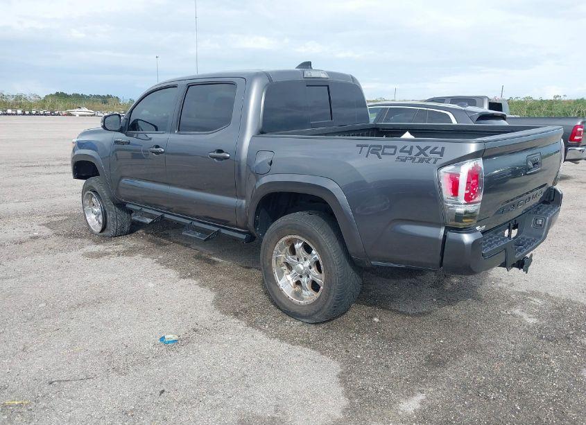 Photo 3 of 2021 Toyota Tacoma TRD SPORT (VIN 5TFCZ5AN5MX275287)
