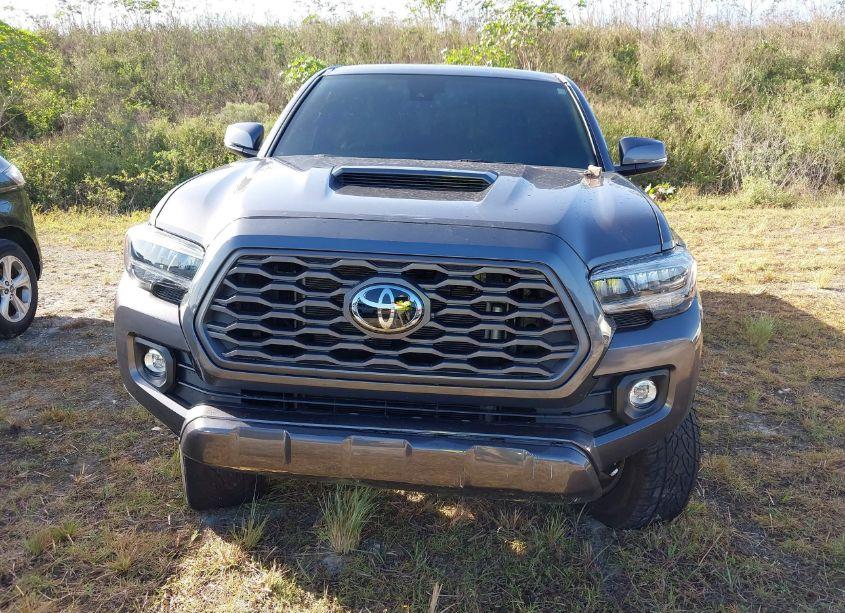 Photo 6 of 2021 Toyota Tacoma TRD SPORT (VIN 5TFCZ5AN5MX275287)