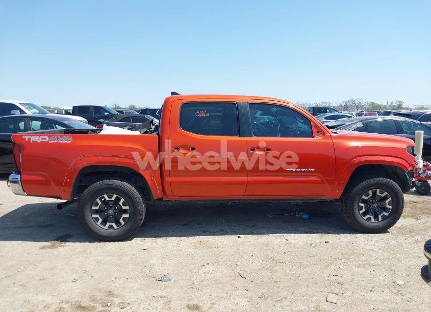 Photo 14 of 2016 Toyota Tacoma TRD OFF ROAD (VIN 5TFCZ5AN6GX009345)