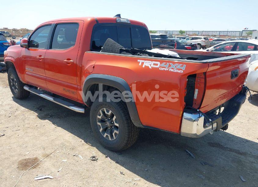 Photo 3 of 2016 Toyota Tacoma TRD OFF ROAD (VIN 5TFCZ5AN6GX009345)