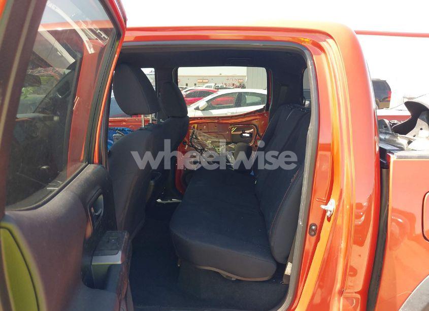 Photo 8 of 2016 Toyota Tacoma TRD OFF ROAD (VIN 5TFCZ5AN6GX009345)