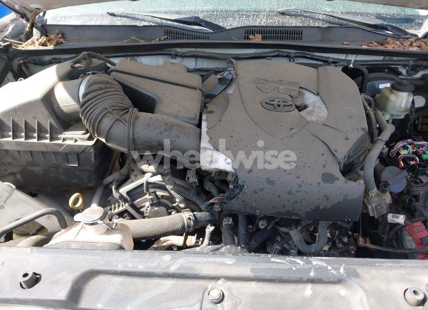 Photo 10 of 2016 Toyota Tacoma SR V6 (VIN 5TFCZ5AN6GX031636)