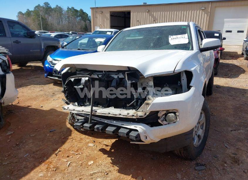 Photo 12 of 2016 Toyota Tacoma SR V6 (VIN 5TFCZ5AN6GX031636)