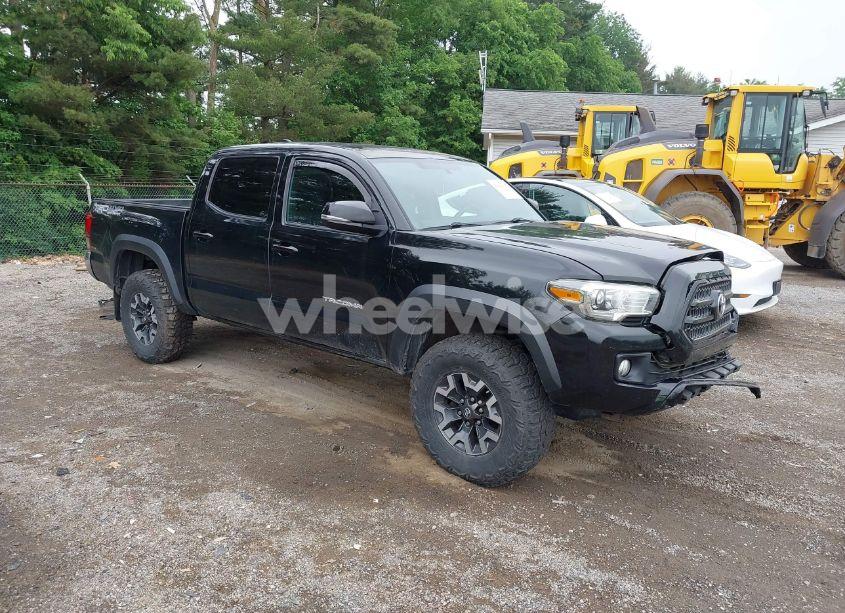 2016 Toyota Tacoma TRD OFF ROAD (VIN 5TFCZ5AN6GX037145) main photo