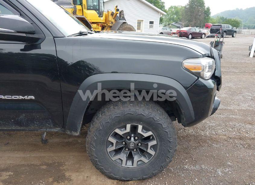 Photo 19 of 2016 Toyota Tacoma TRD OFF ROAD (VIN 5TFCZ5AN6GX037145)