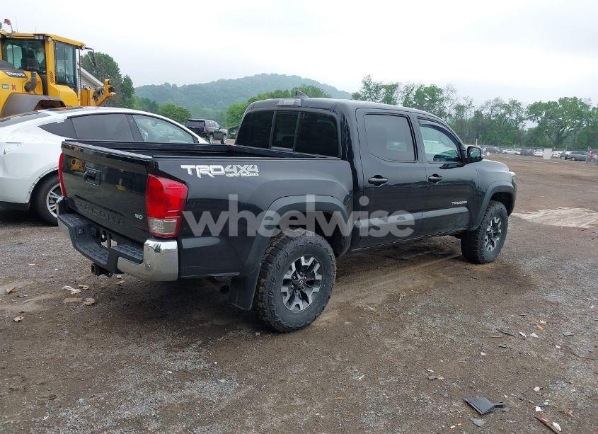 Photo 4 of 2016 Toyota Tacoma TRD OFF ROAD (VIN 5TFCZ5AN6GX037145)
