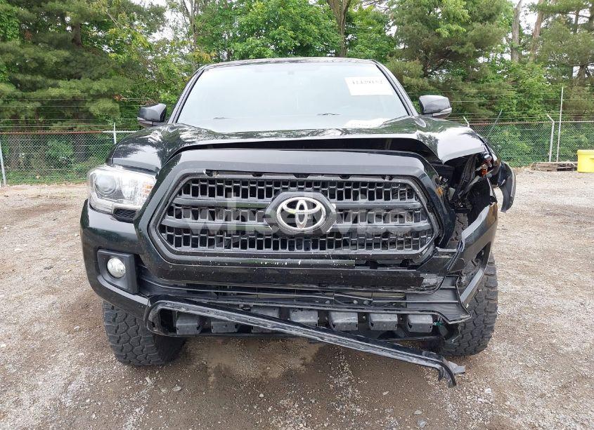 Photo 6 of 2016 Toyota Tacoma TRD OFF ROAD (VIN 5TFCZ5AN6GX037145)