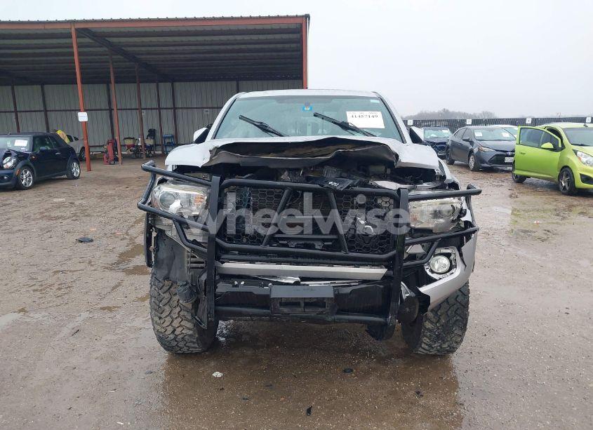 Photo 12 of 2017 Toyota Tacoma TRD OFF ROAD (VIN 5TFCZ5AN6HX052505)