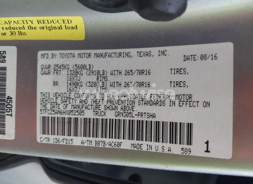 Photo 9 of 2017 Toyota Tacoma TRD OFF ROAD (VIN 5TFCZ5AN6HX052505)