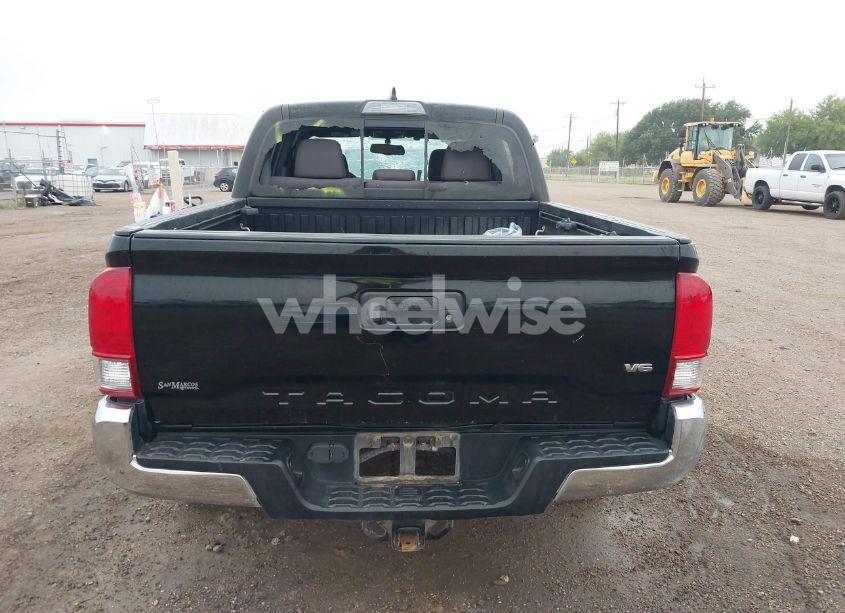 Photo 16 of 2017 Toyota Tacoma TRD OFF ROAD (VIN 5TFCZ5AN6HX082863)