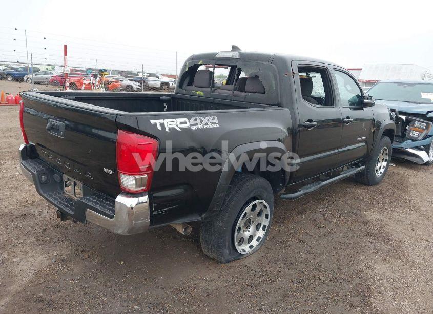 Photo 4 of 2017 Toyota Tacoma TRD OFF ROAD (VIN 5TFCZ5AN6HX082863)